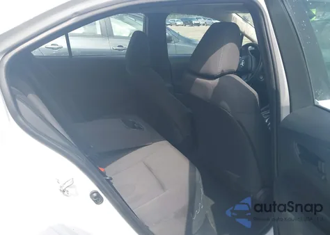 2022 Toyota Corolla Le z USA, uszkodzony, nr VIN 5YFEPMAE2NP342372